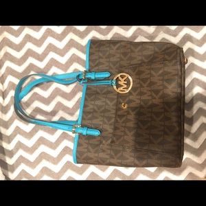 Michael Kors Jet Set Tote